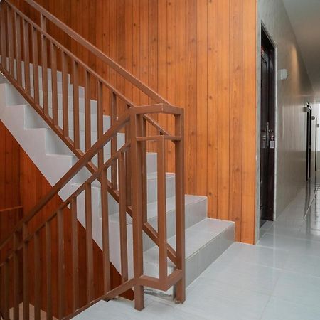 Reddoorz Near Sarinah 雅加达 外观 照片