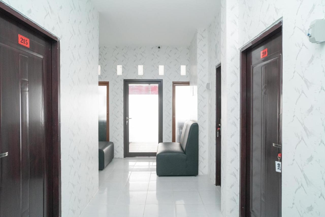 Reddoorz Near Sarinah 雅加达 外观 照片