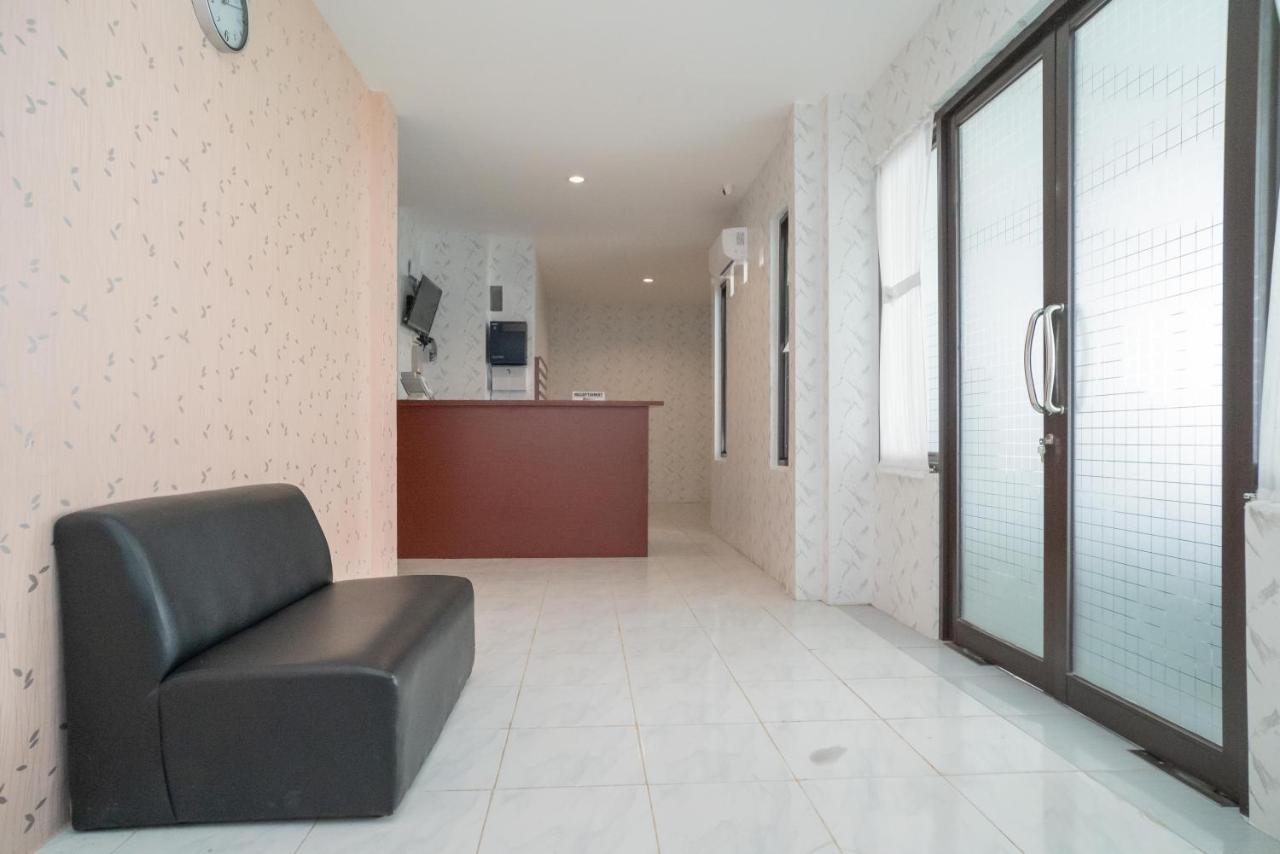 Reddoorz Near Sarinah 雅加达 外观 照片