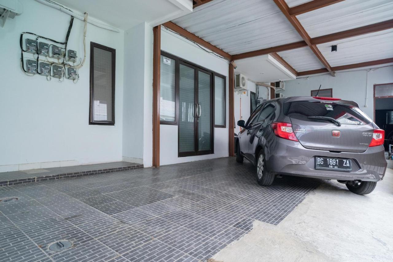 Reddoorz Near Sarinah 雅加达 外观 照片