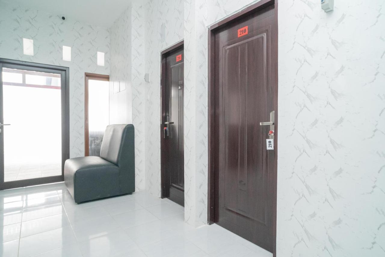 Reddoorz Near Sarinah 雅加达 外观 照片