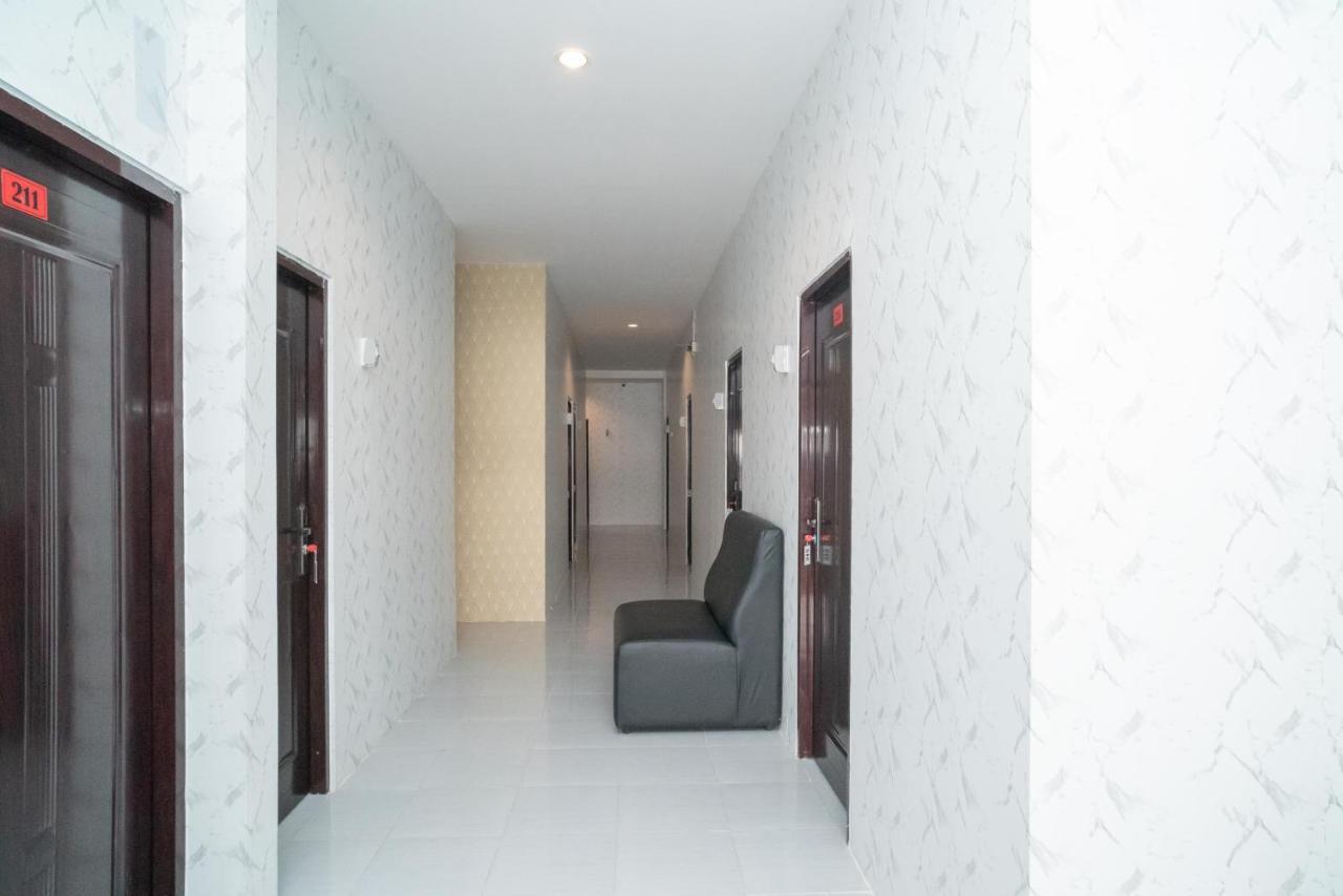 Reddoorz Near Sarinah 雅加达 外观 照片