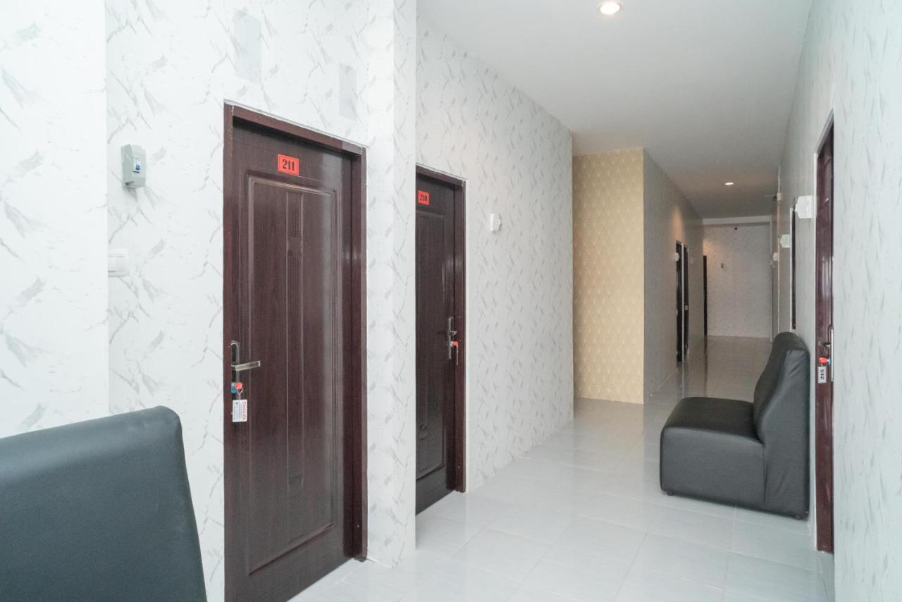 Reddoorz Near Sarinah 雅加达 外观 照片